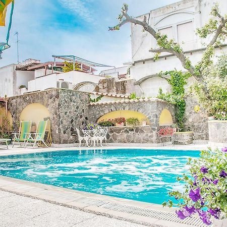 Hotel Annabelle Иския Екстериор снимка
