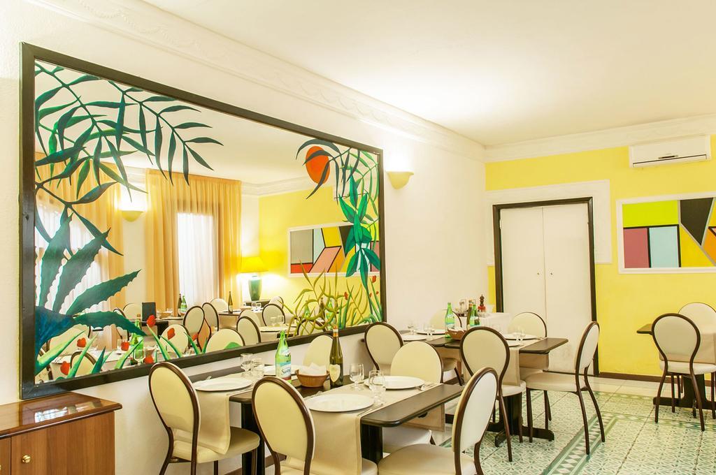 Hotel Annabelle Иския Екстериор снимка