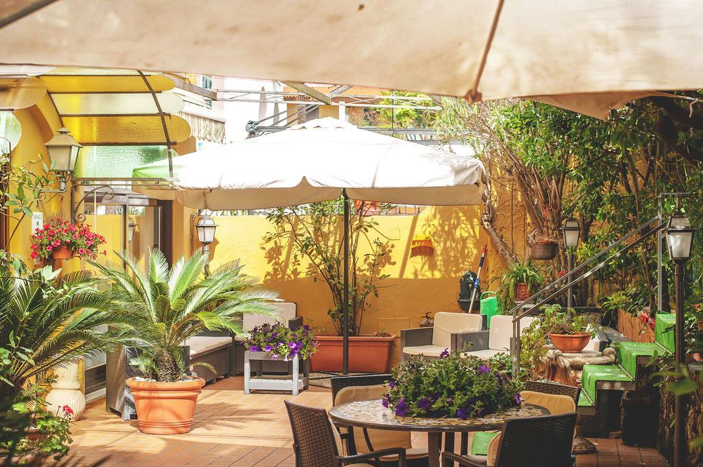 Hotel Annabelle Иския Екстериор снимка