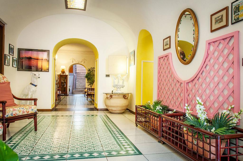 Hotel Annabelle Иския Екстериор снимка